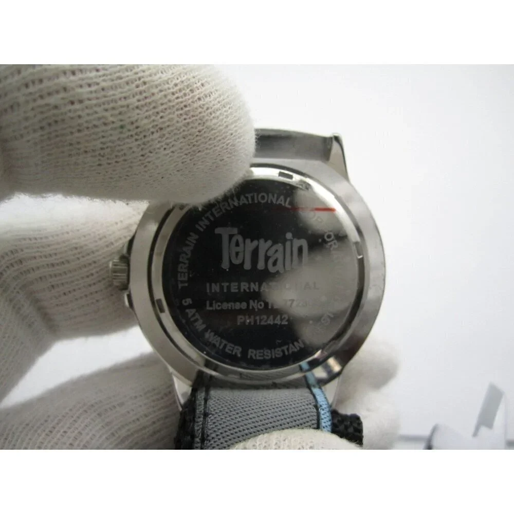 Men‎ Terrain Quartz WR Analog 38mm Round Watch (H887) 